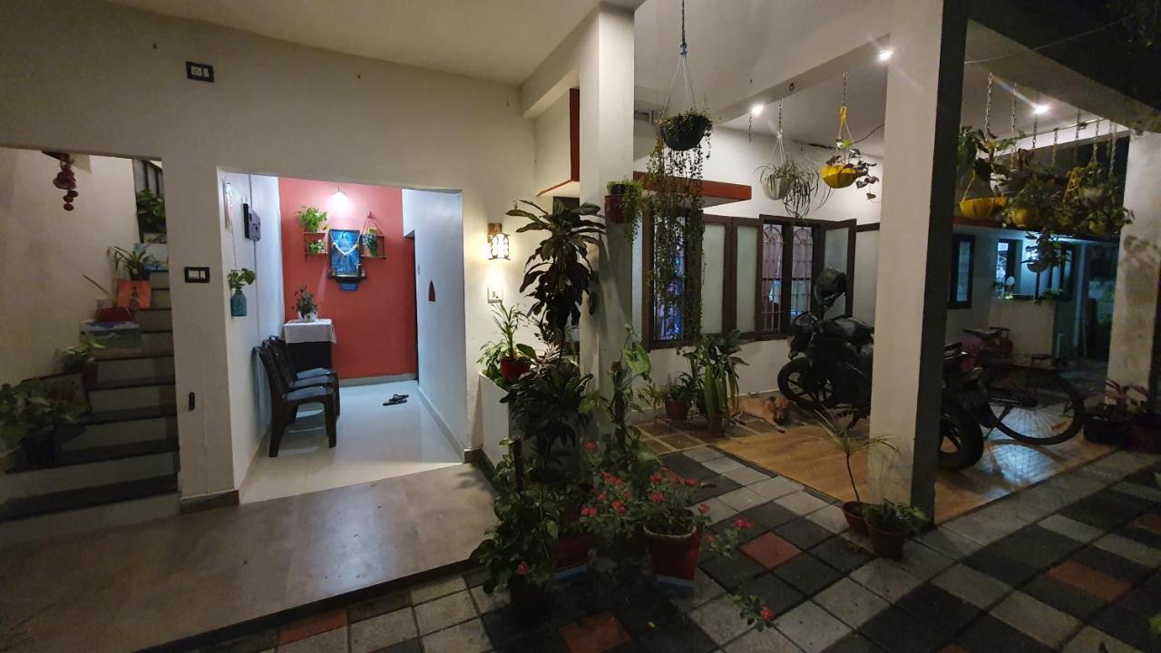 Gerards Home Stay Fortkochi Exteriör bild