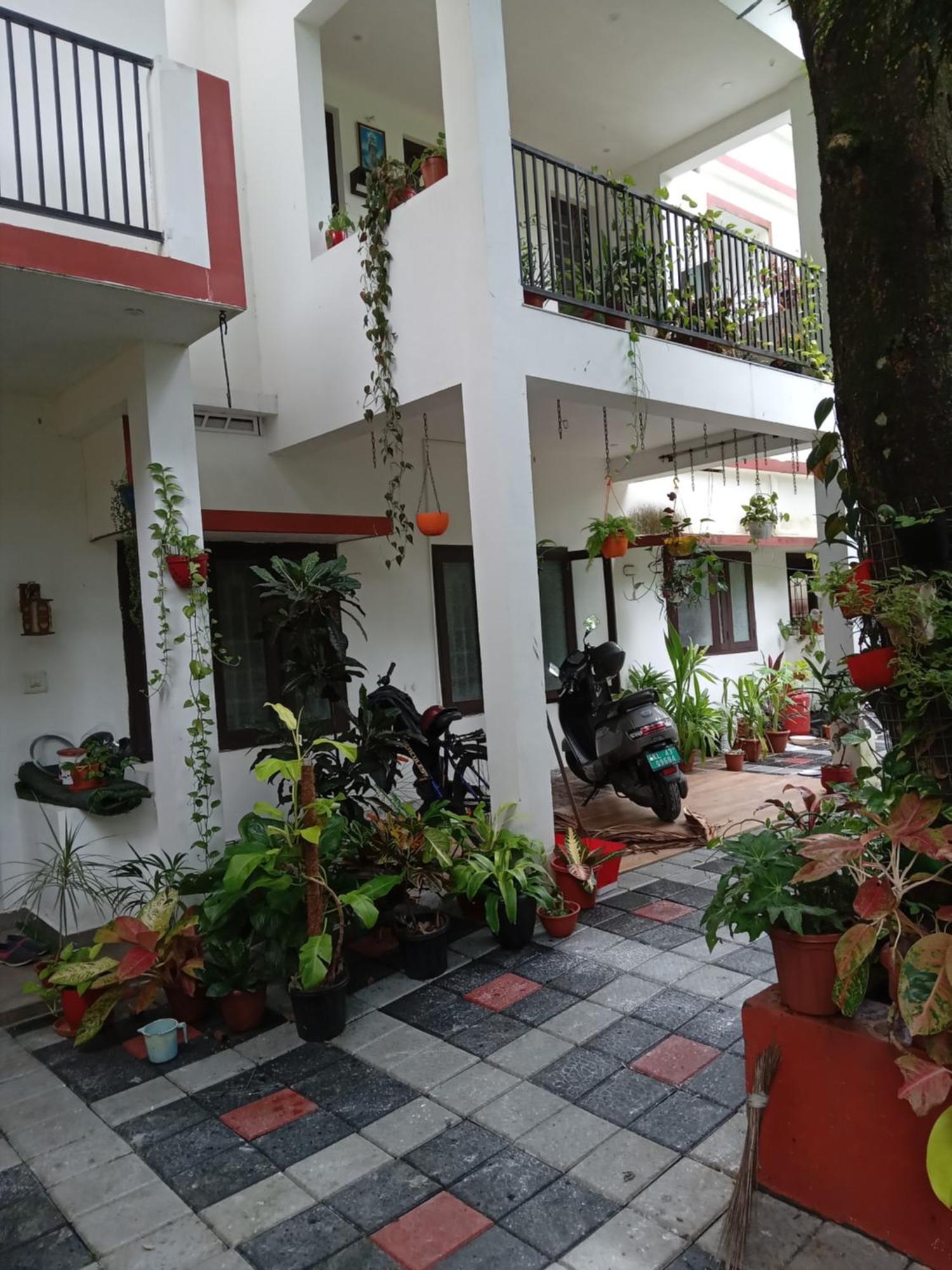 Gerards Home Stay Fortkochi Exteriör bild